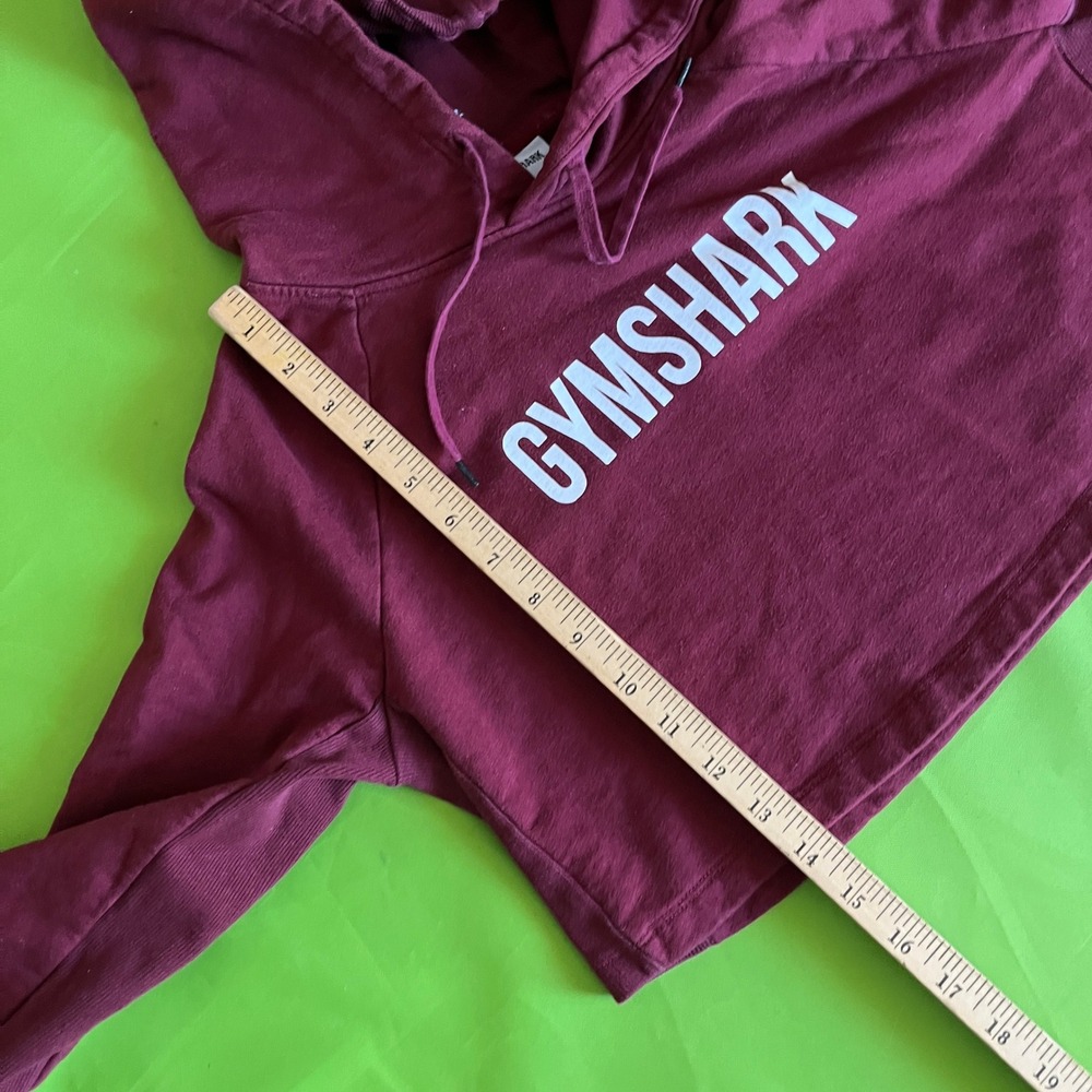 Gymshark Womens Cropped Hoodie Small Burgundy Maroon Logo Pullover Sweatshirt - Picture 4 of 5